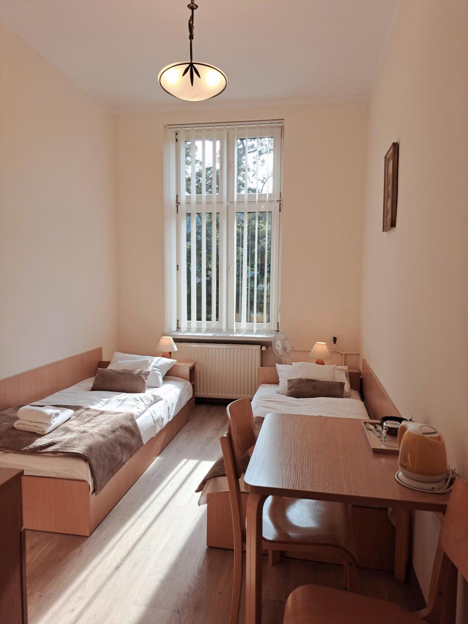 Double Room Bathroom